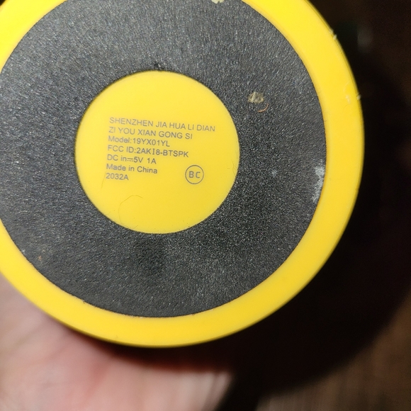 Like new Bluetooth speaker - Picture 5 of 5